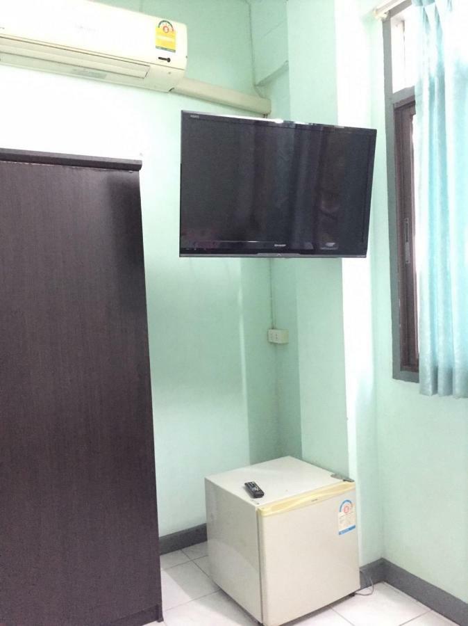 Nat 2 Apartment