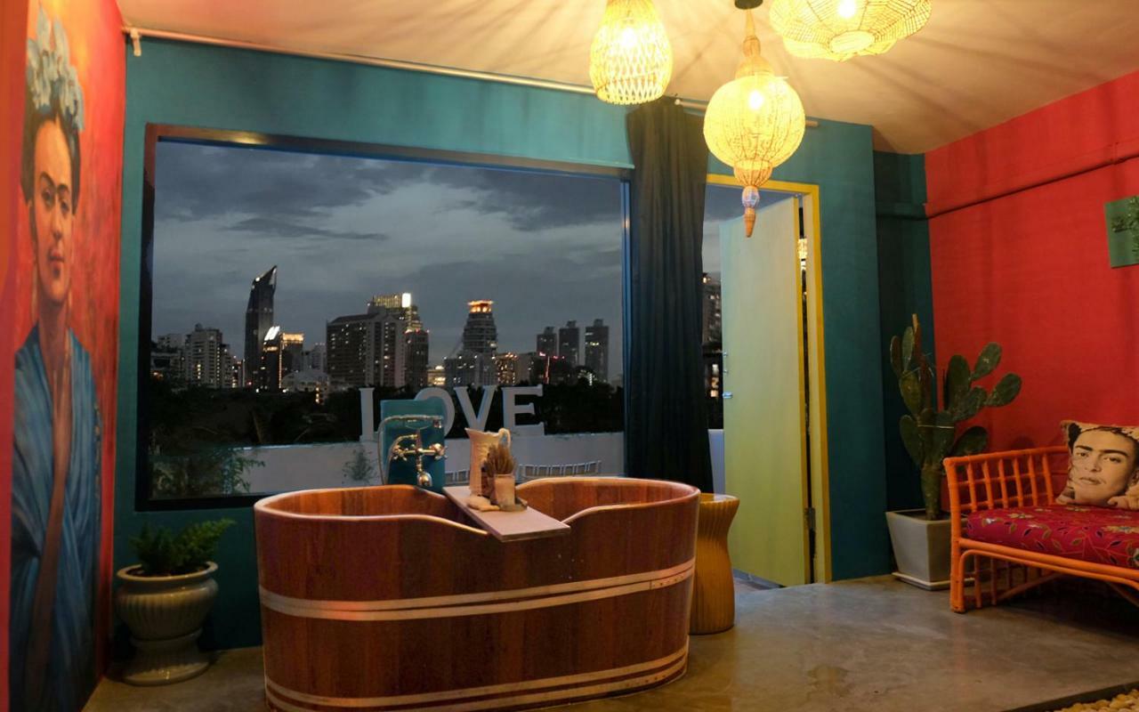 Artistic And Quirky With A Copper Bath And Complimentary Snack Villa Bangkok