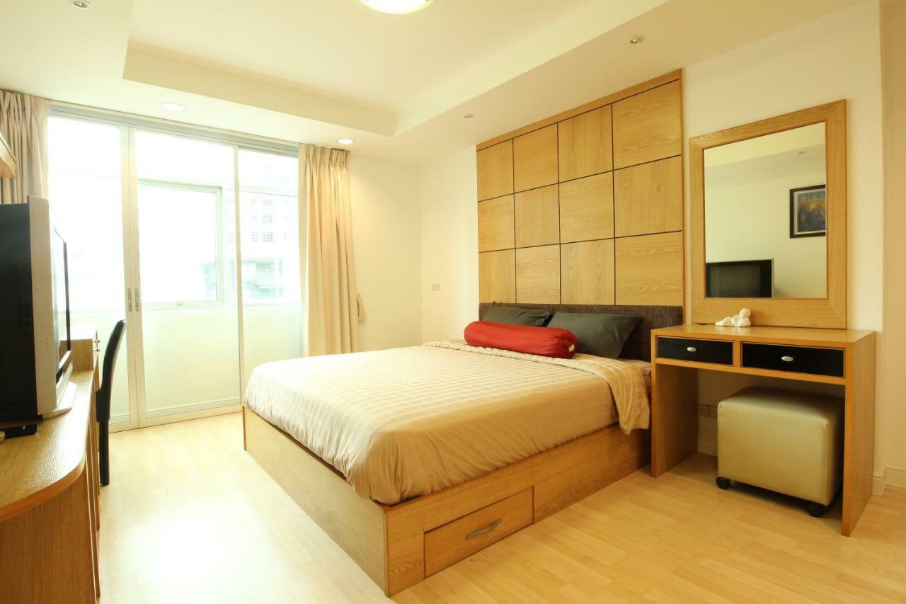 Serena Sathorn Apartment Bangkok