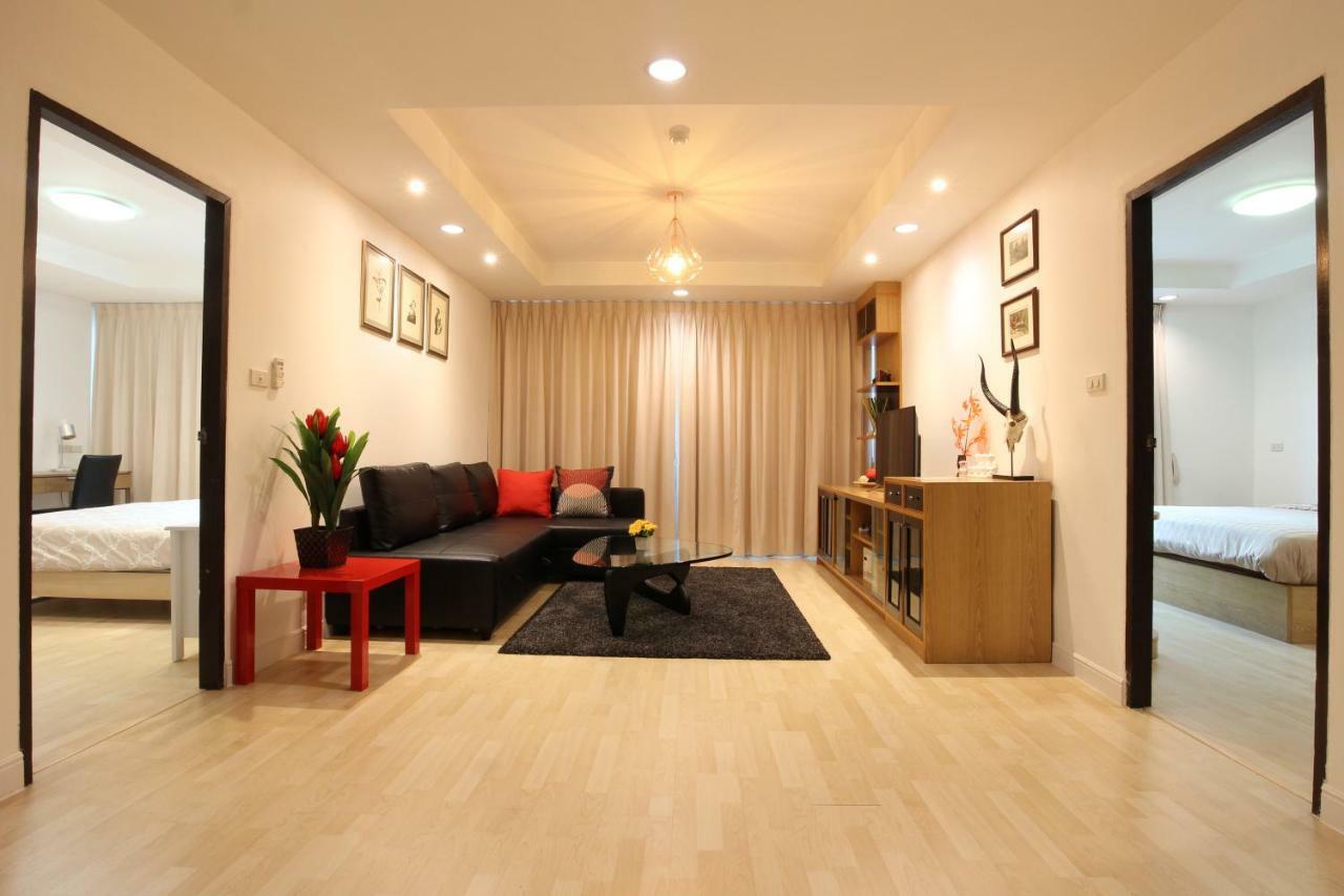 Serena Sathorn Apartment *