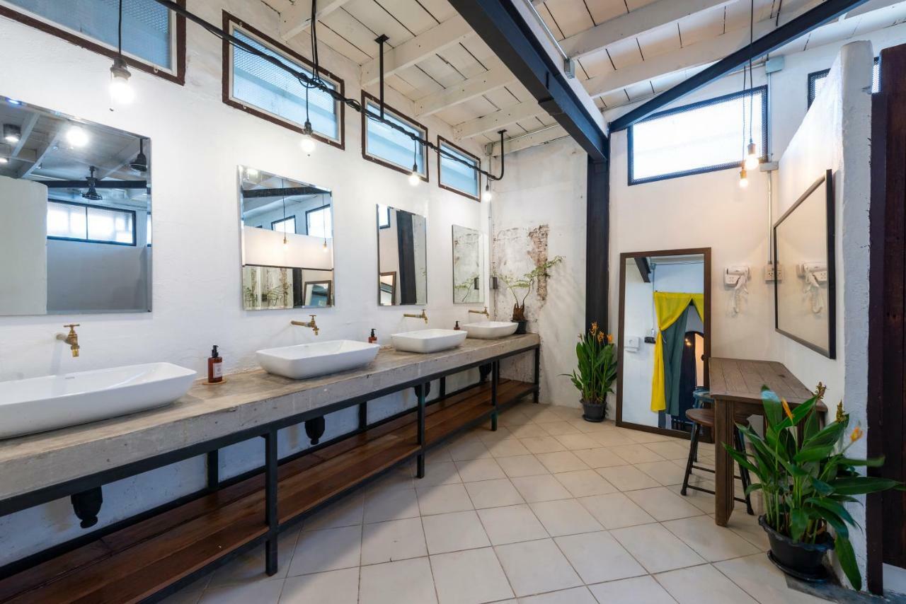 Kanvela House Gasthuis 2*