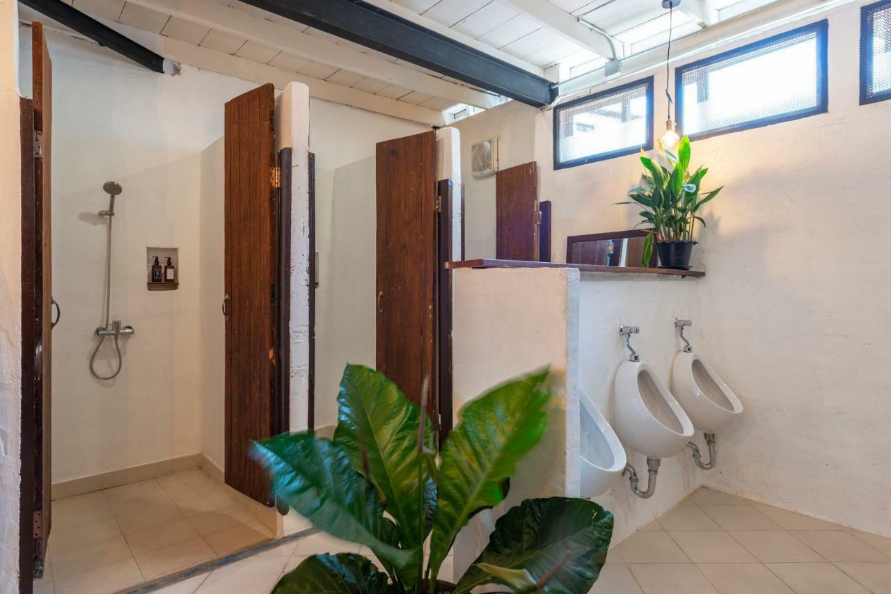 Kanvela House Gasthuis 2*