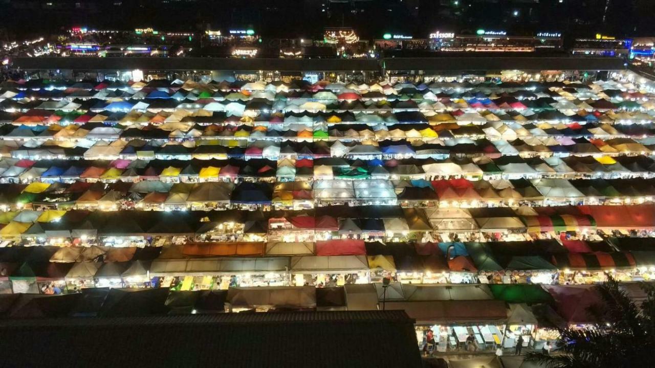 Badu Sukhumvit *
