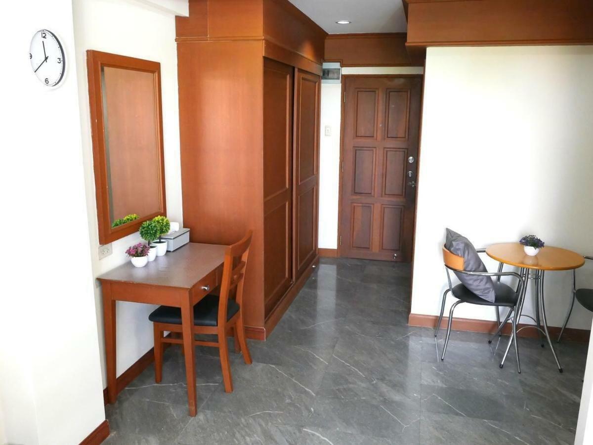 999 Soi Kesini Ville Bangkok