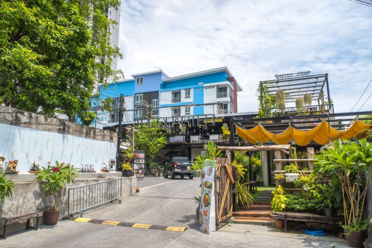 Homestay The Quarter Wutthakat Bangkok