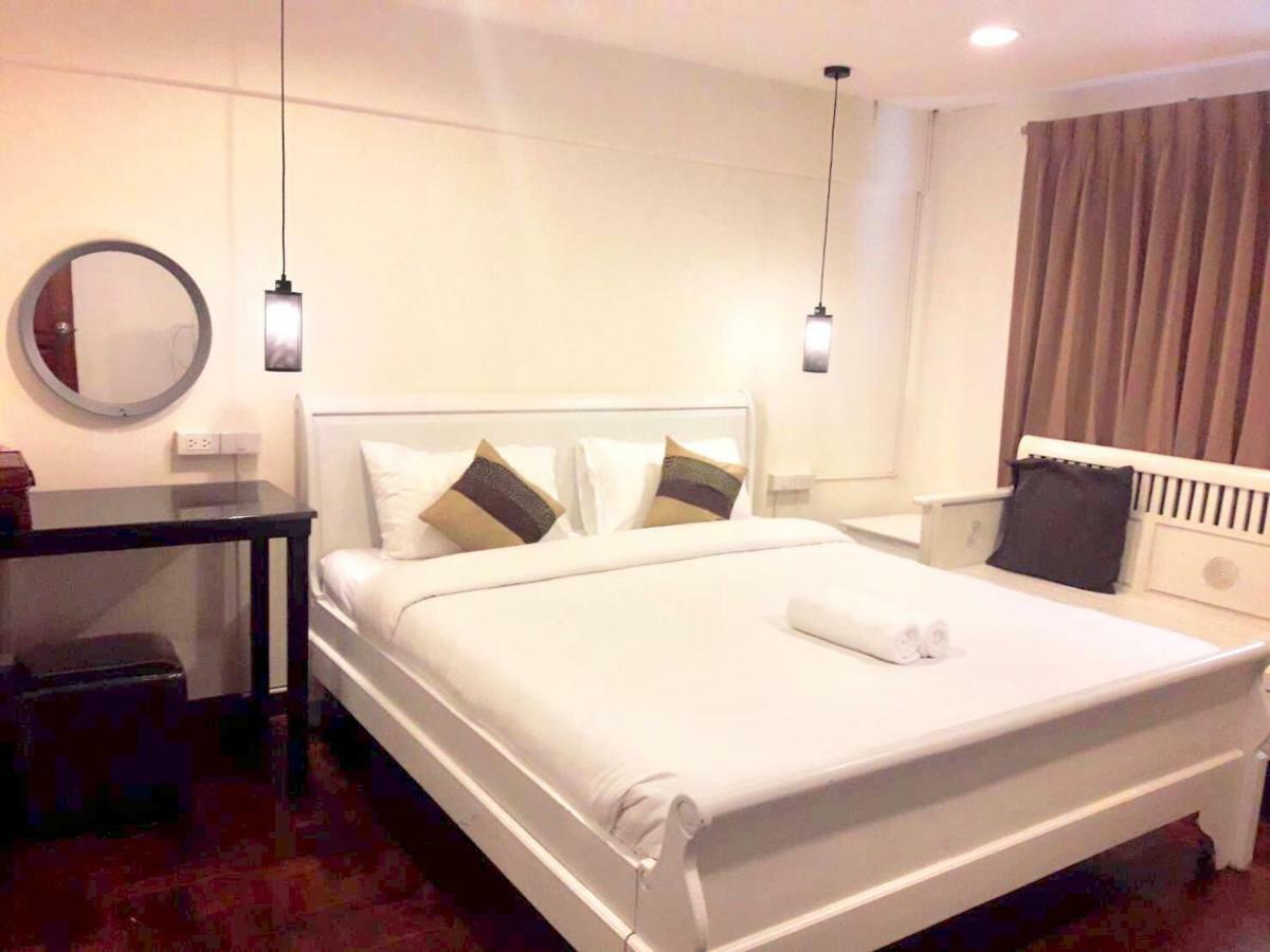 39 Living Apartment Bangkok