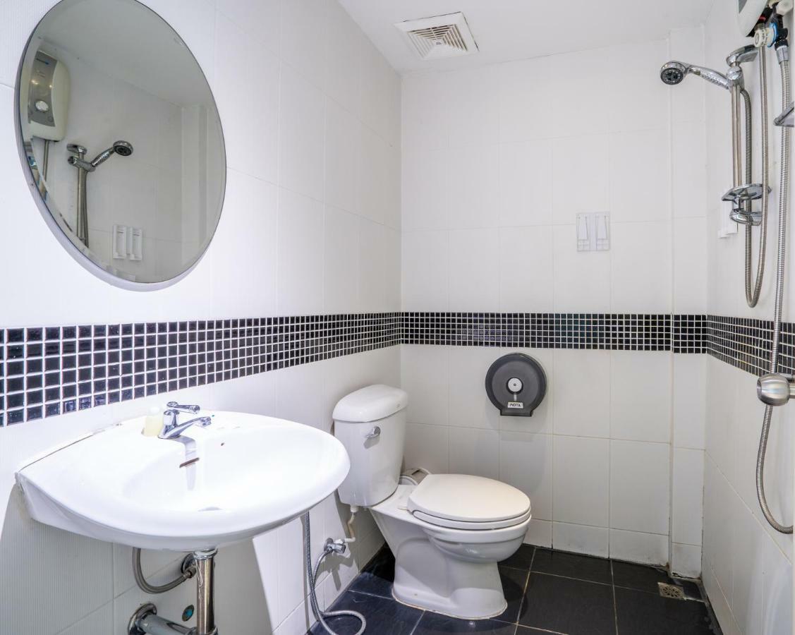 Guest house The Little Pig Sukhumvit Bangkok