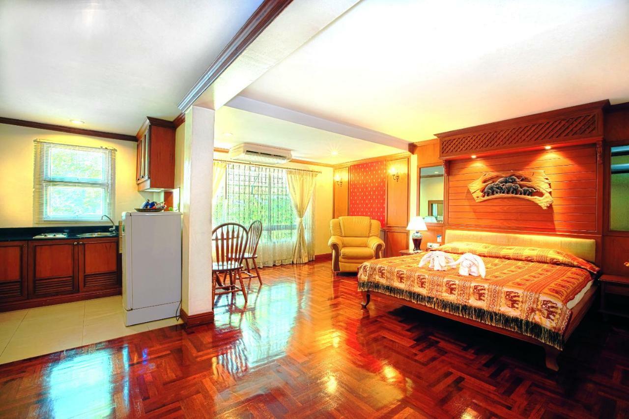 Hotel Royal Ivory Sukhumvit Nana