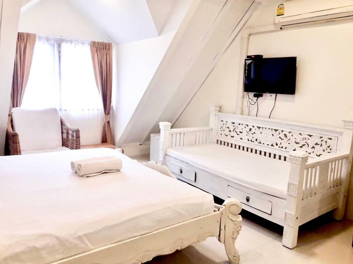 39 Living Apartment Bangkok