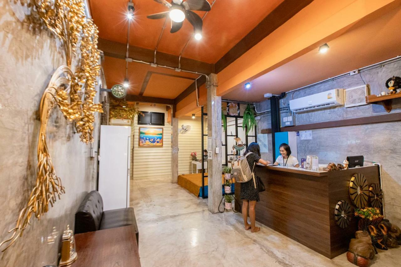 The Alley Hostel&bistro Hostel *