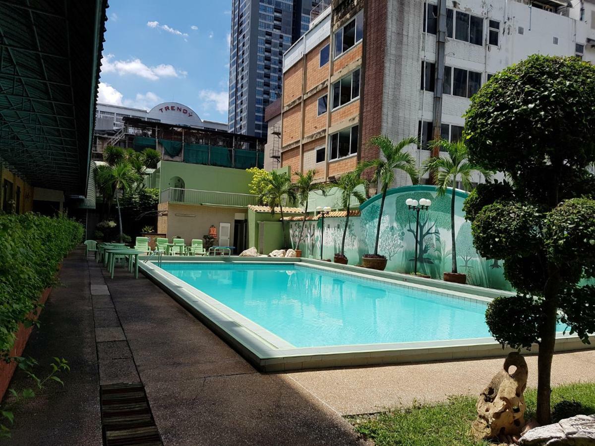 The Park Sukhumvit 7 Hotel 3*