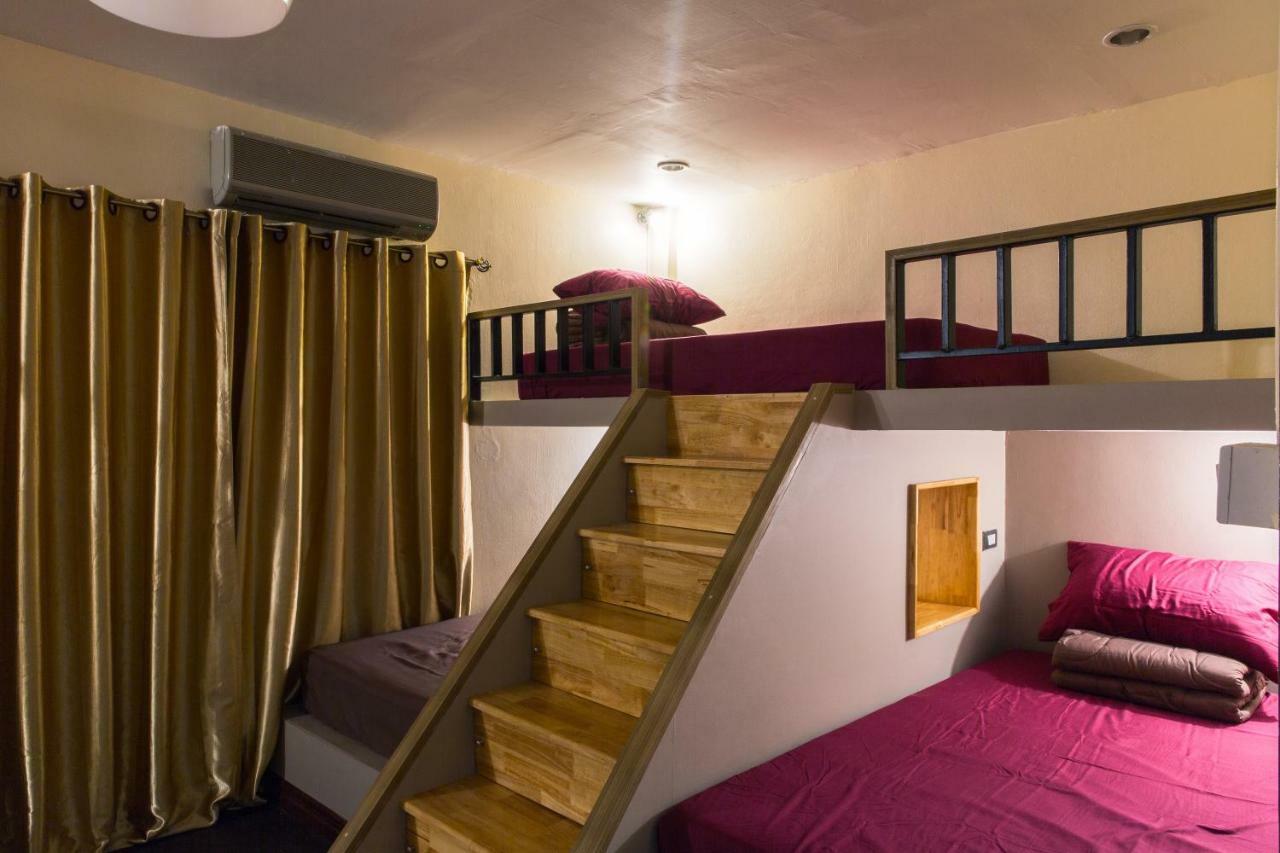 Sleeplizm (adults Only) Hostel *