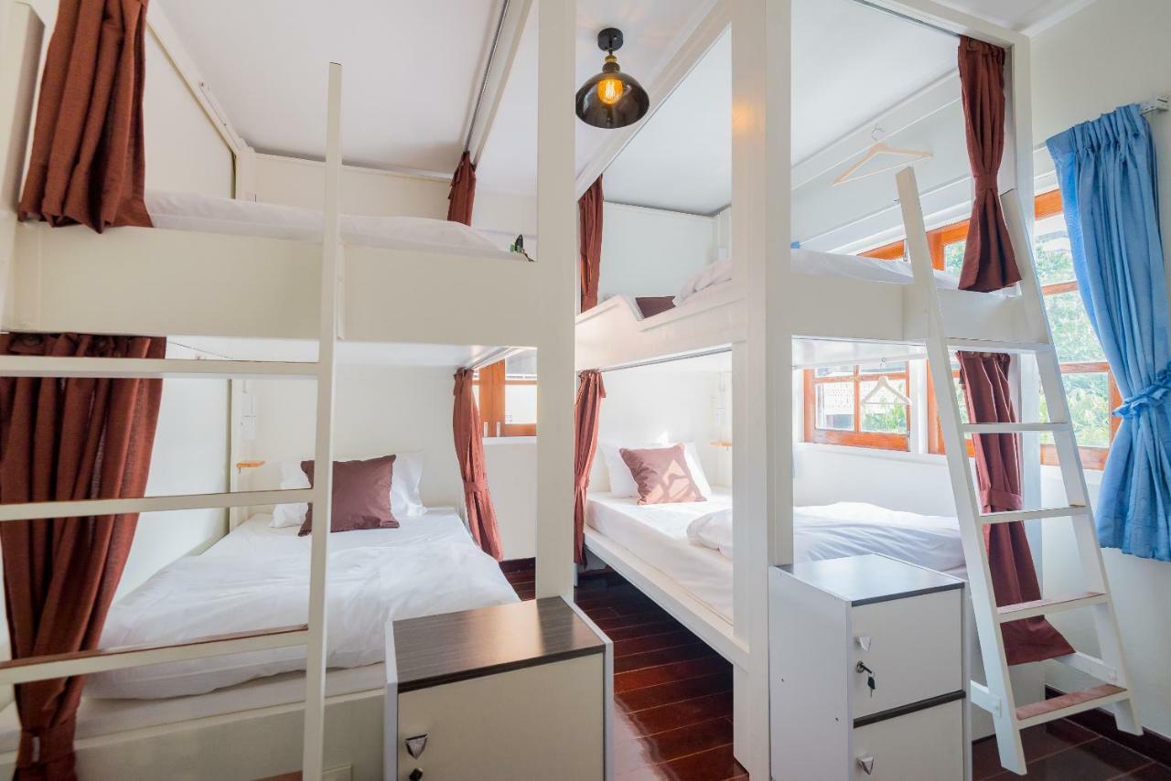T Smy House Hostel