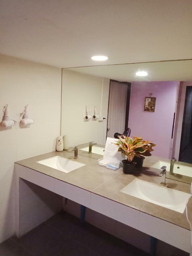 Badu Sukhumvit Homestay Bangkok