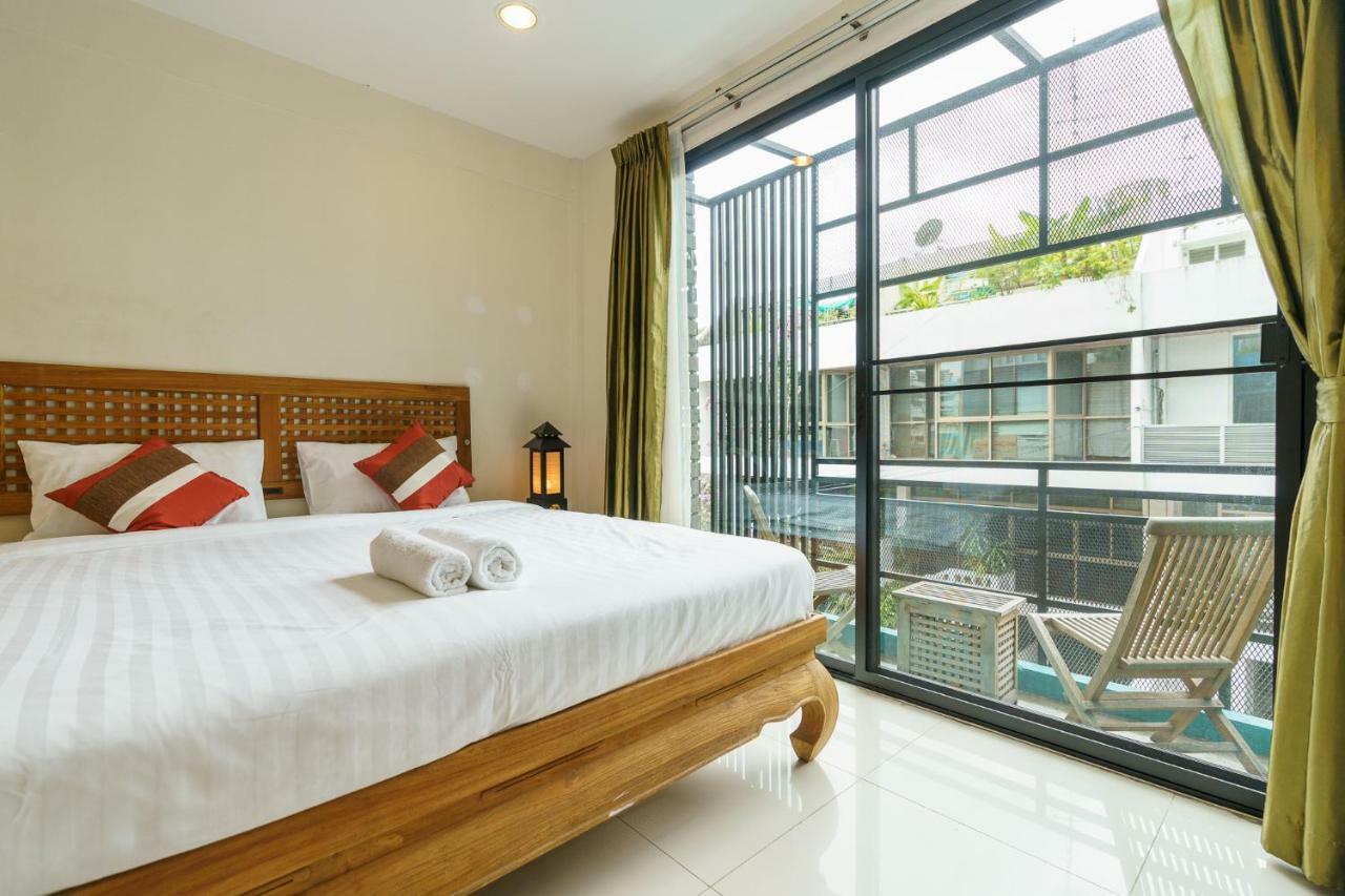 39 Living Apartment
