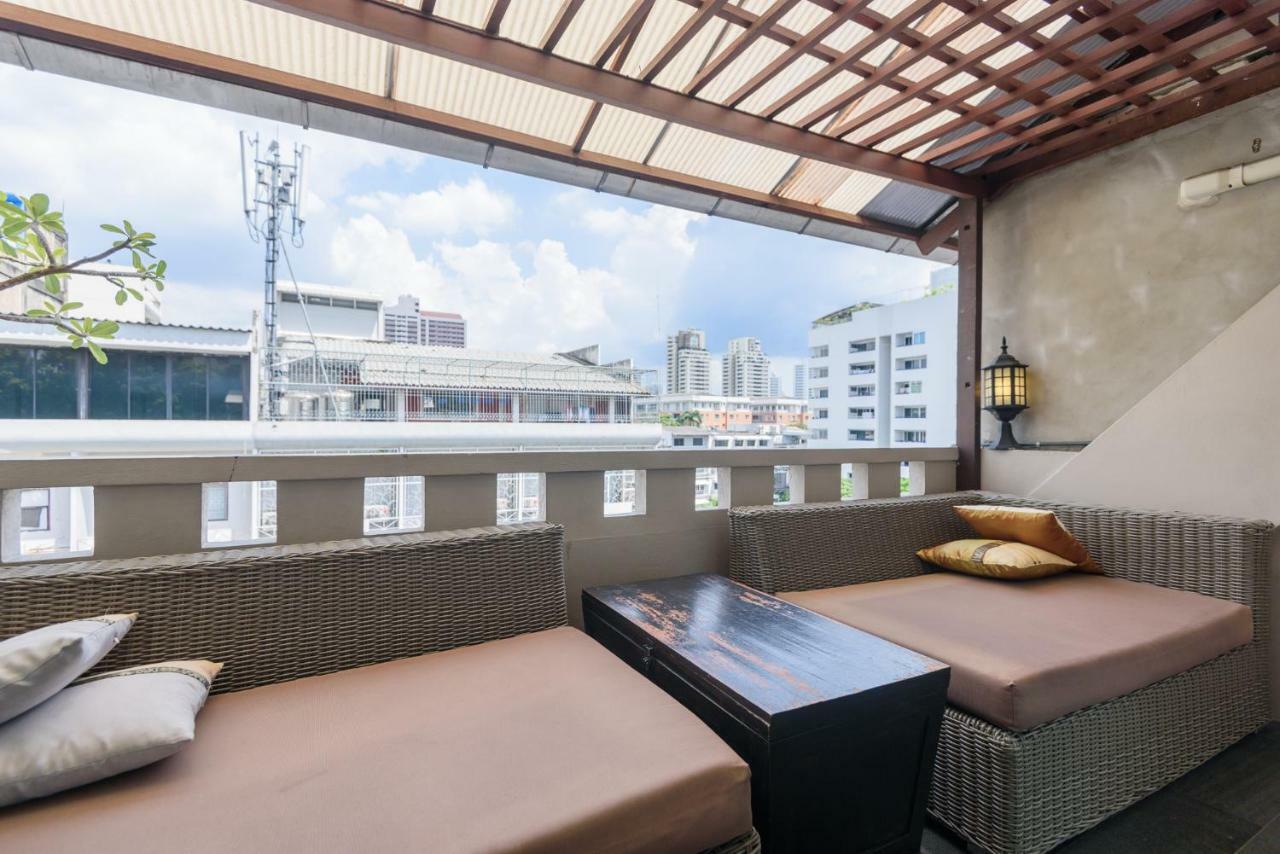 Apartment 39 Living Bangkok
