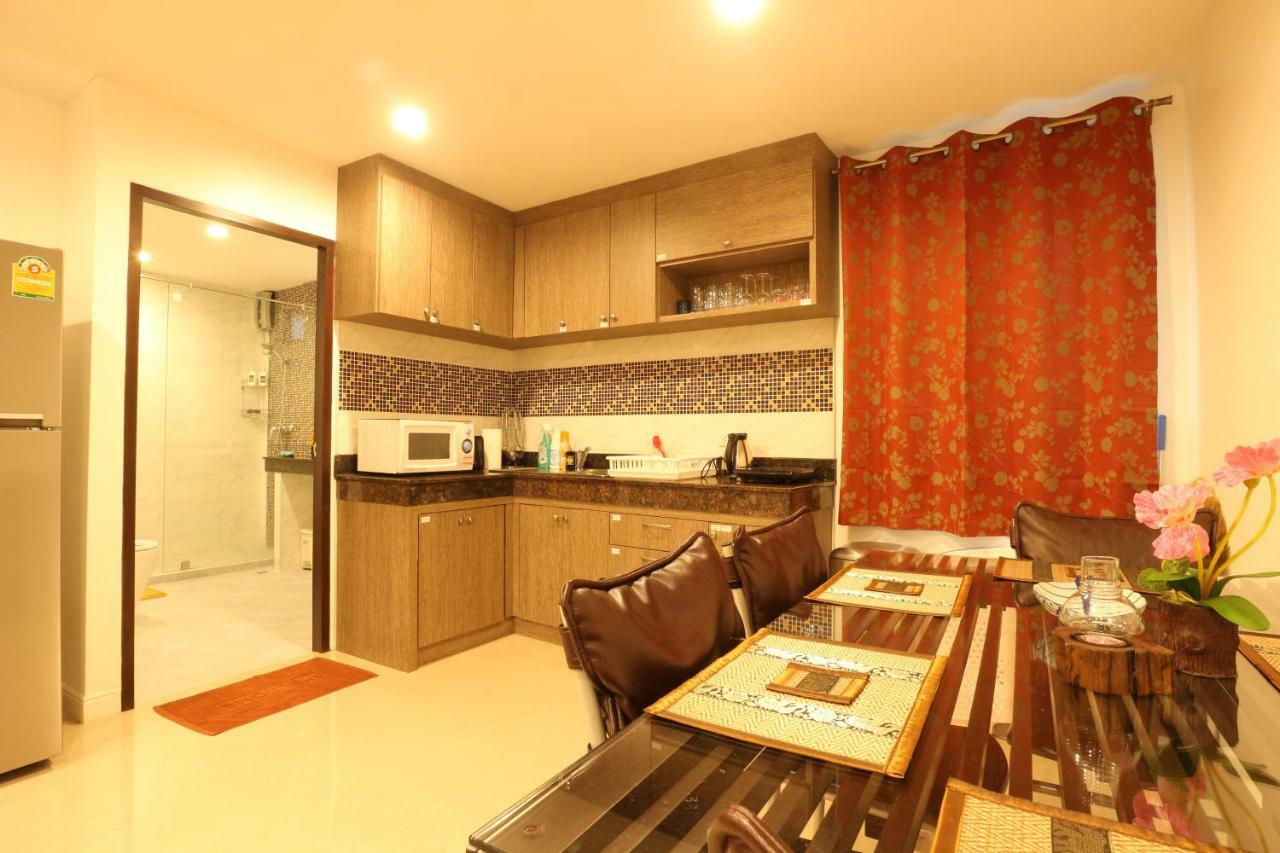 Serena Sathorn Apartment