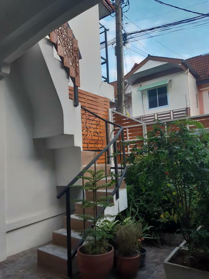 A & P House Homestay *