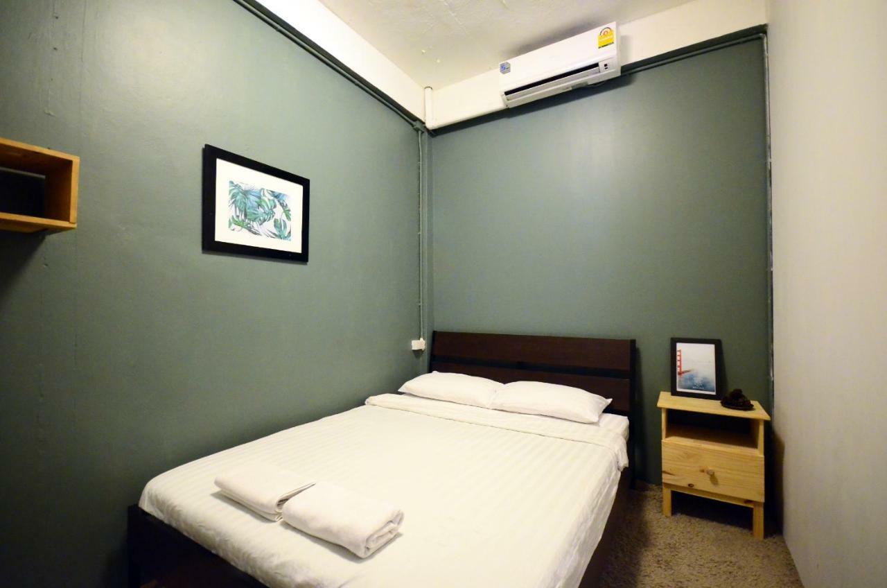 Buff Hostel