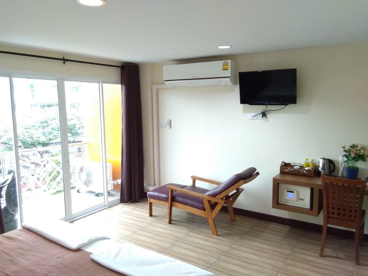 Baan Wanchart Hostel Bangkok