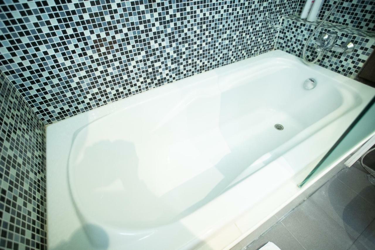 Third Rock 3* Bangkok