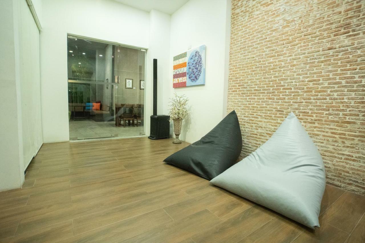 Third Rock Bed & Breakfast 3*