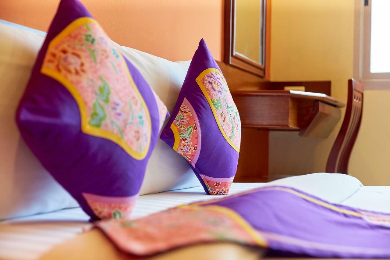 Sivalai Place Hotel 3*