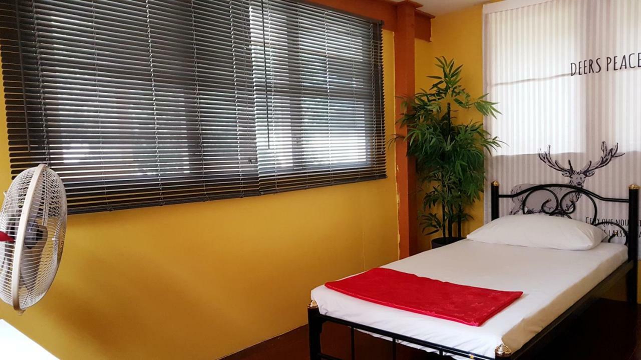 Holiday home Private - Pool & Garden - Family Friendly - Center Bangkok