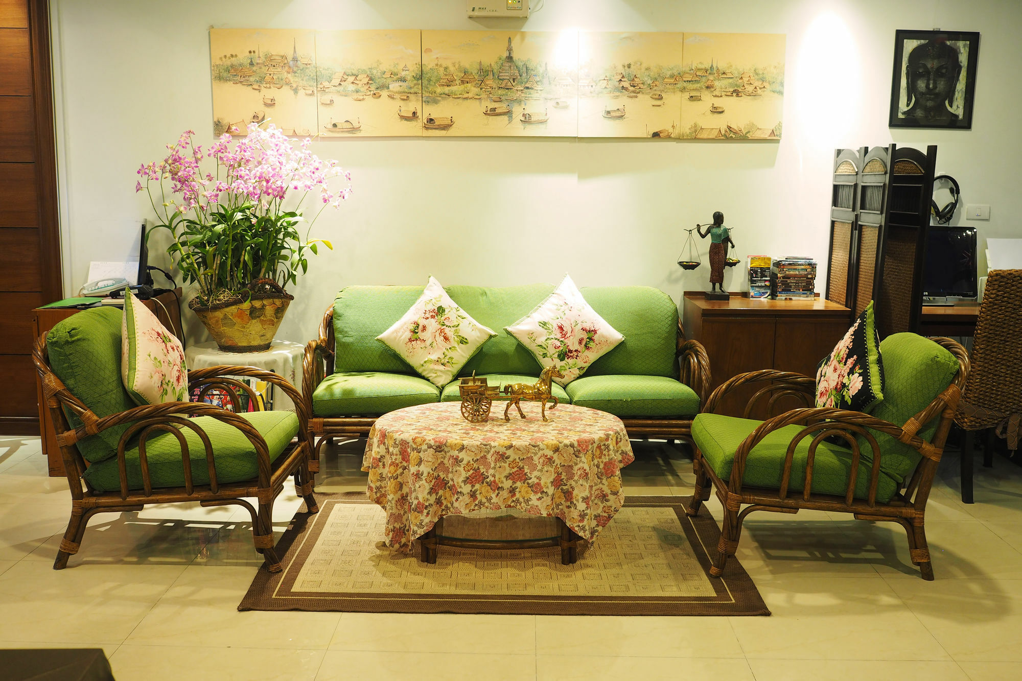 Baan Sukhumvit Soi 18 Bangkok
