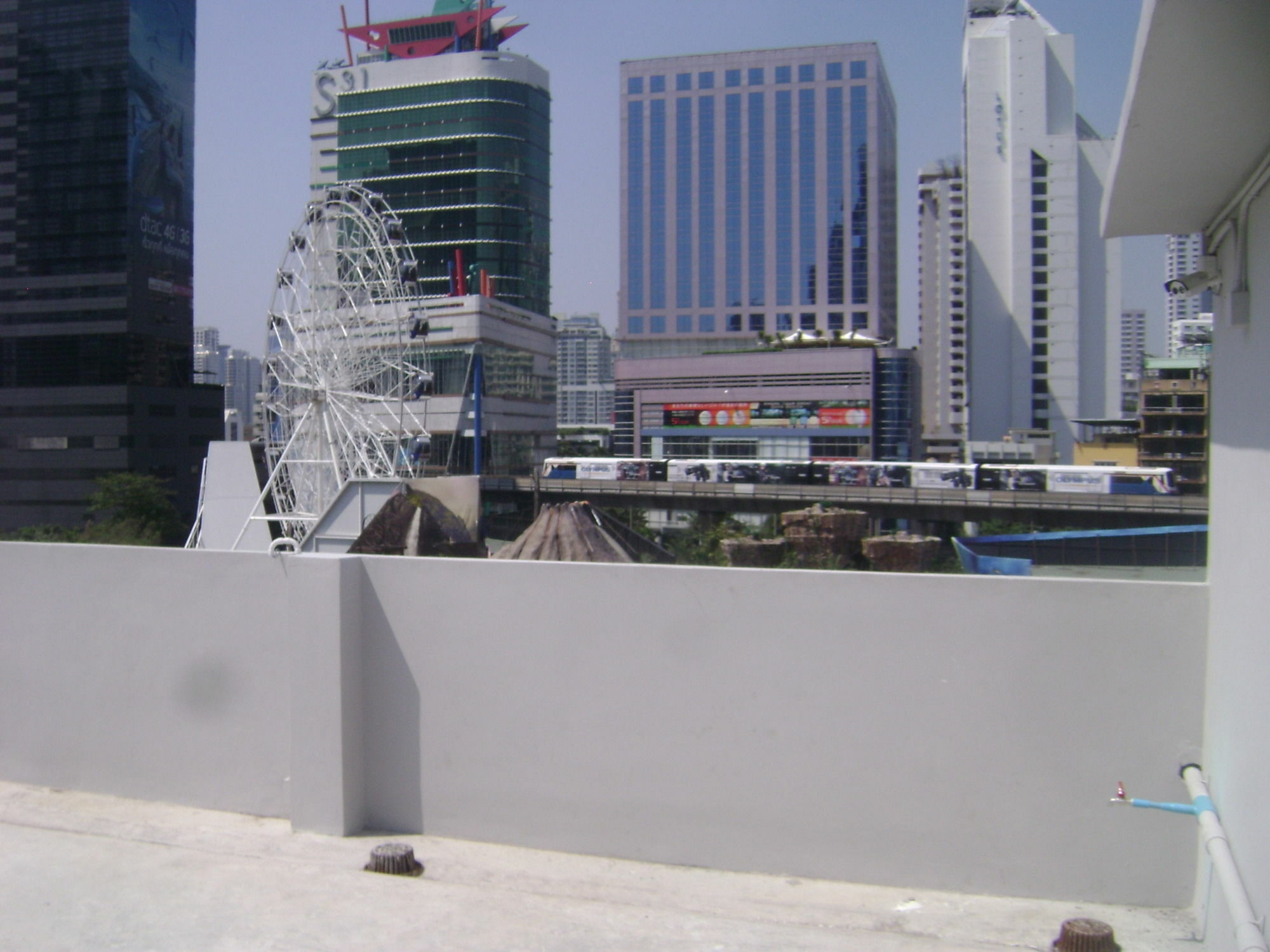 Rezt Bangkok Hostel