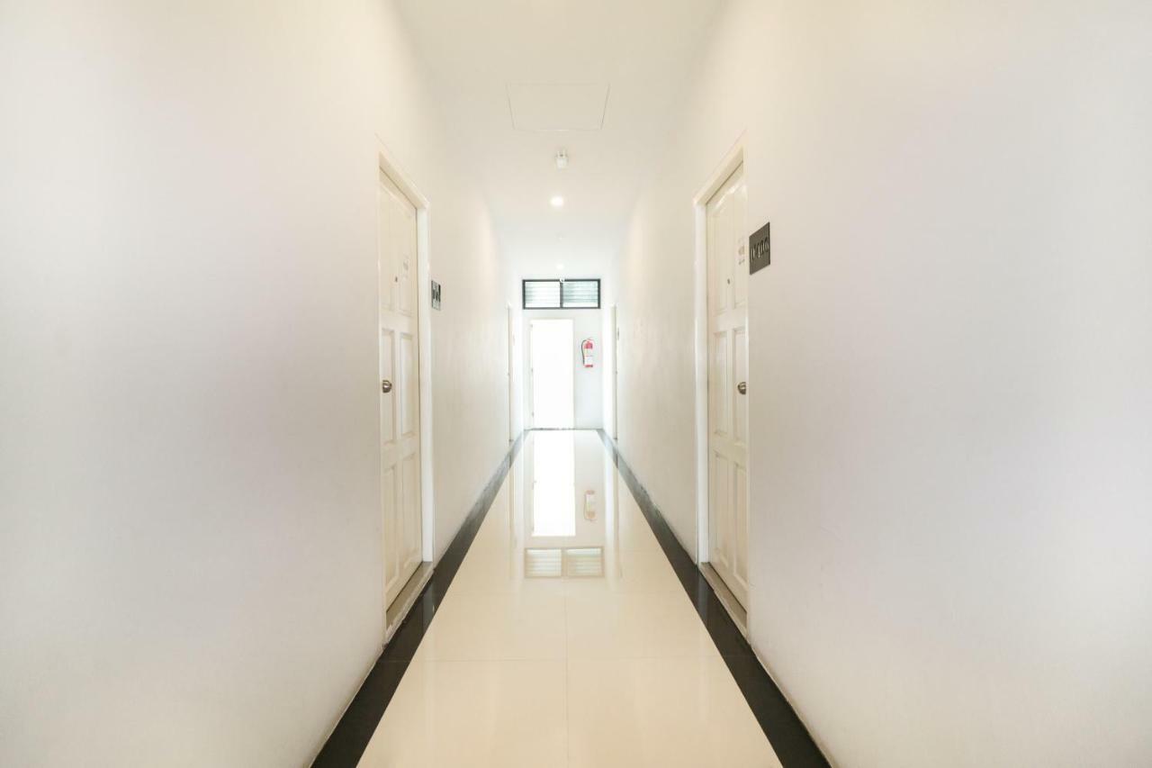 Oyo 127 D-well Hotel Bangkok