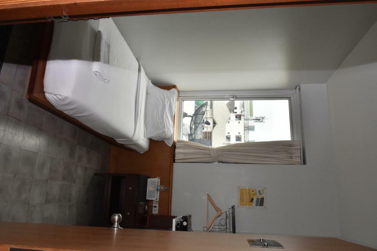 Dinso Hotel 3*