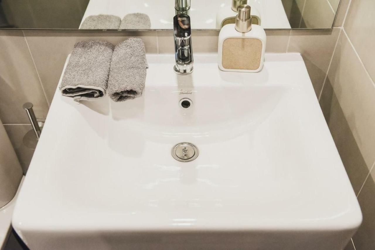 Ideo O2 Bitec Bts Bangna 400m Can Cook Free Swimming Pool Wifi Gym Sauna Apartment *