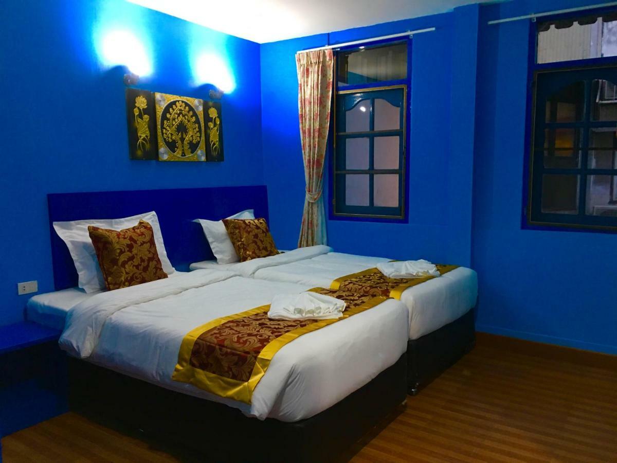 Top High Guest house Bangkok
