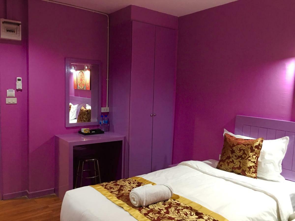 Top High Guest house Bangkok
