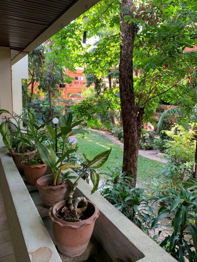 Bangkok Hot Hostel Hostel