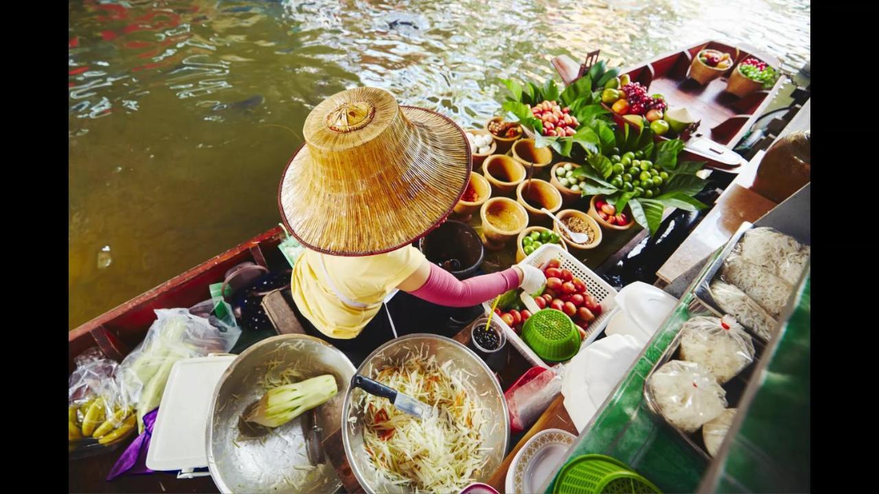 Scene Bangkoknoi