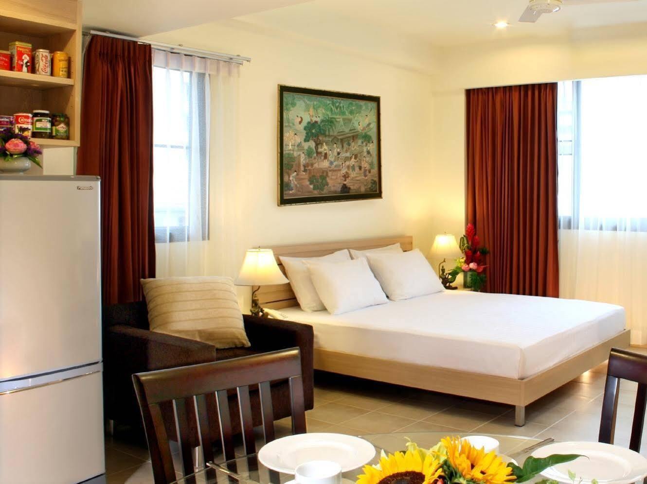 Tarntawan Place