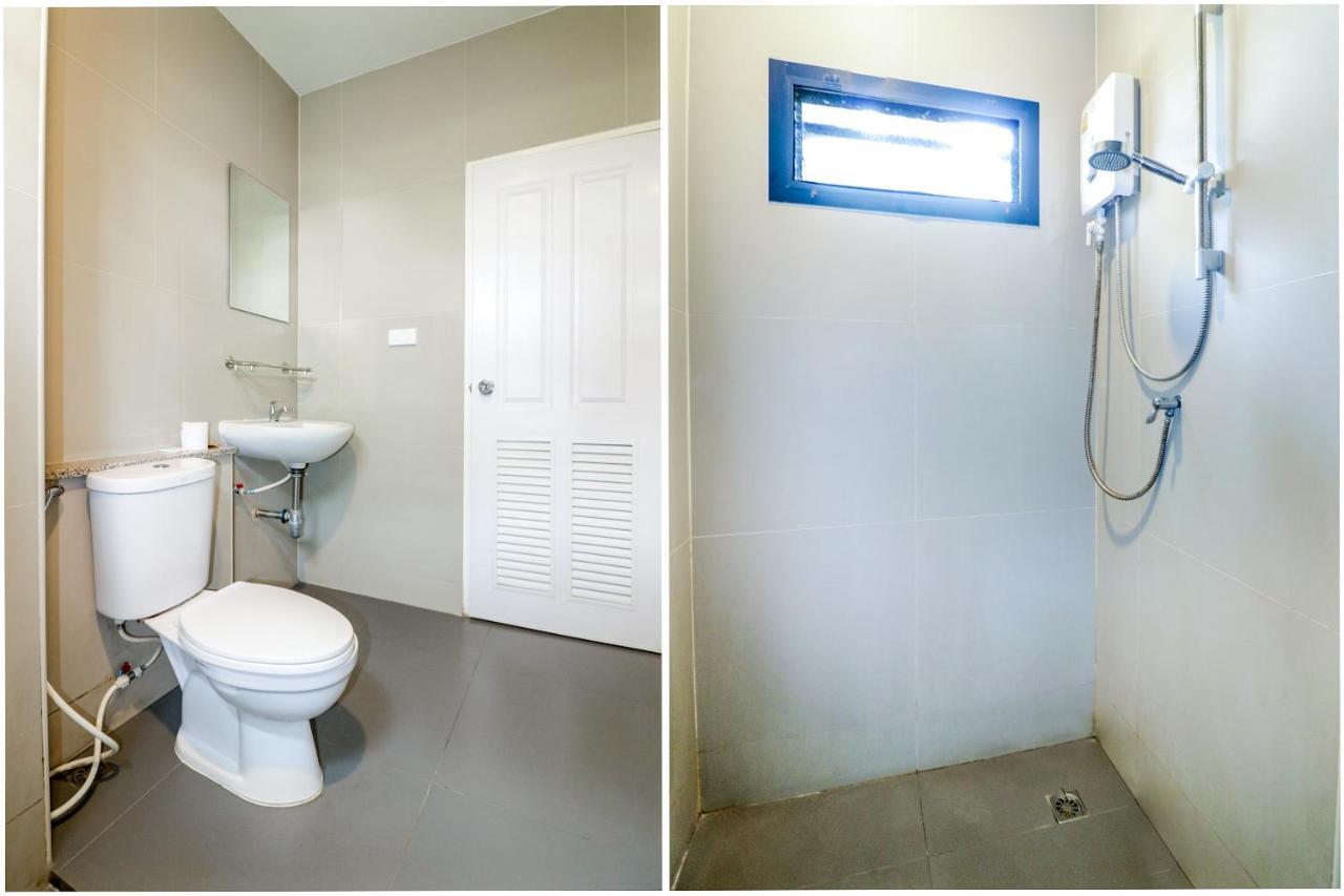 Hotel Oyo 127 D-well 2*