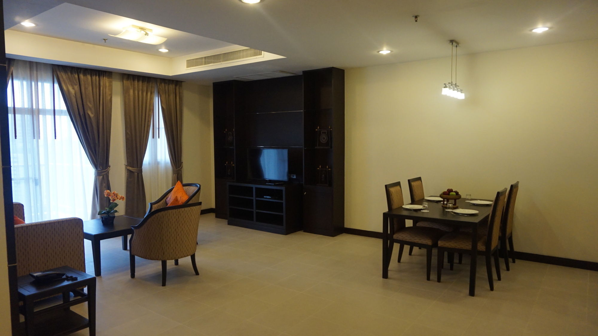 Hotel Grand Asoke Suites Boutique Residence 4*