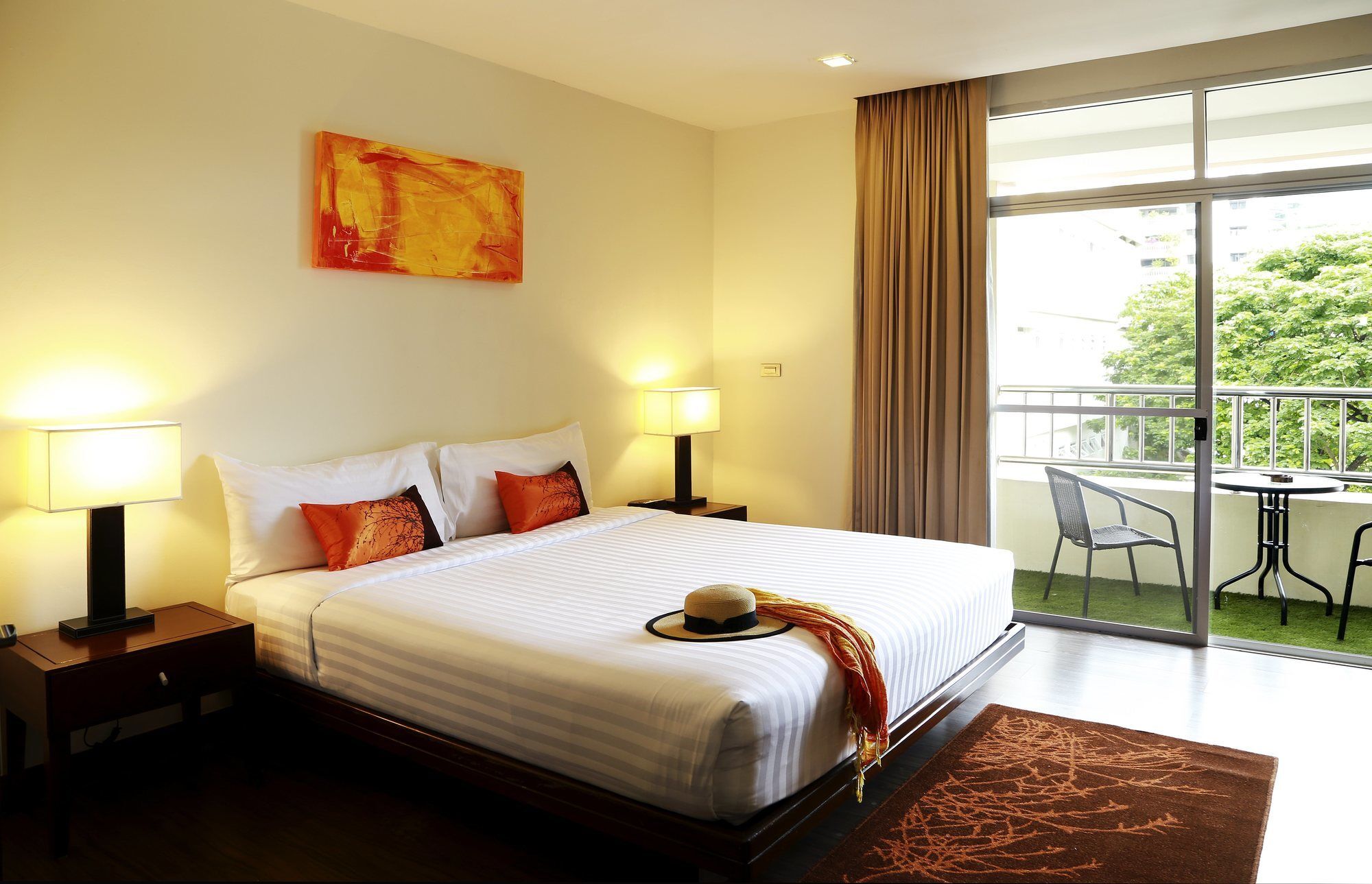 Grand Asoke Suites Boutique Residence