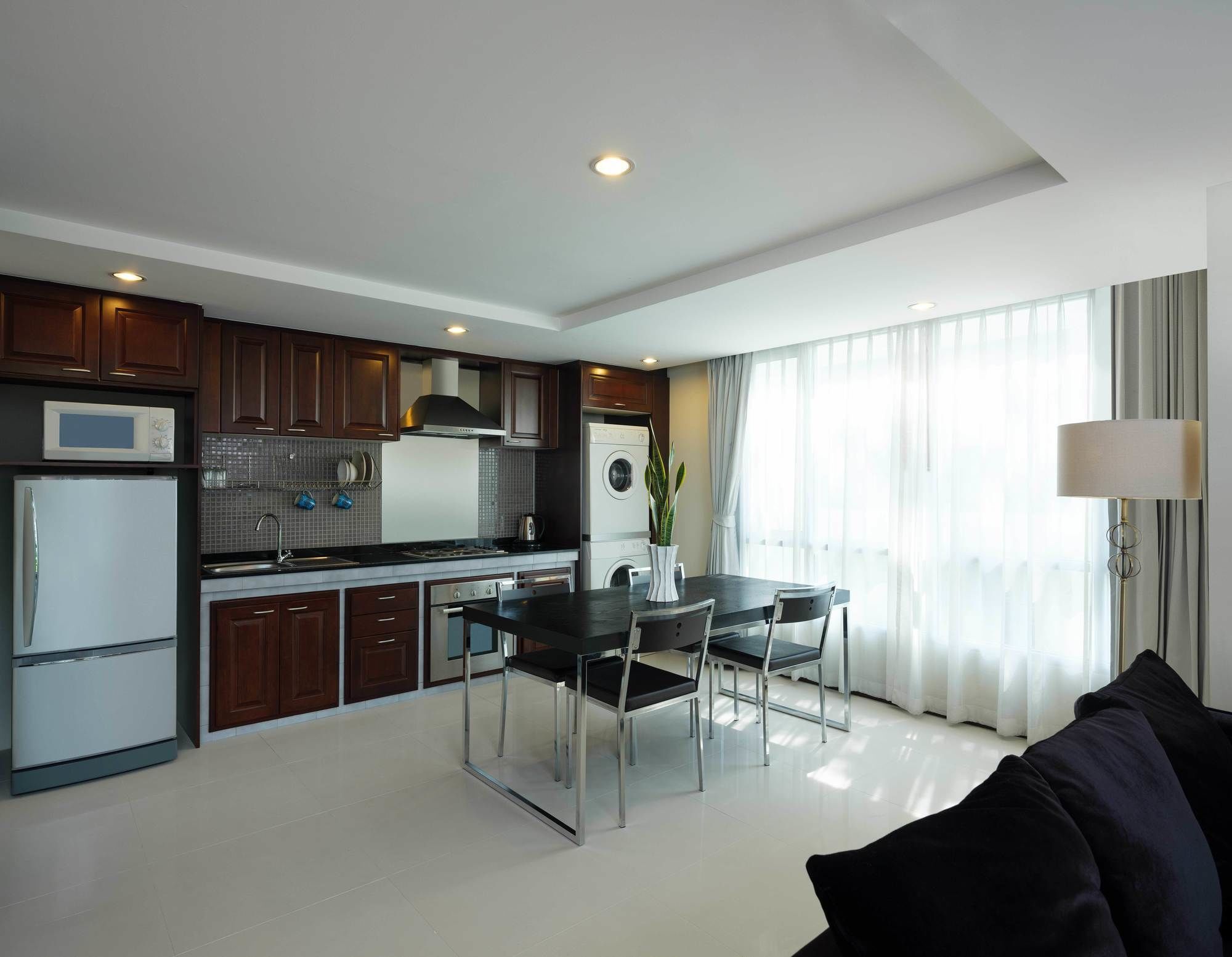 Silom Lofts Hotel