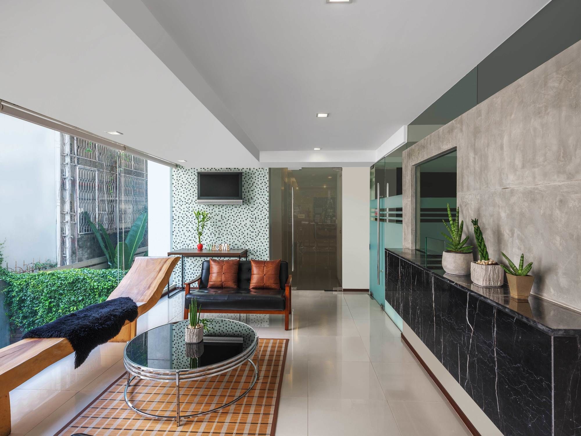 Silom Lofts 3*