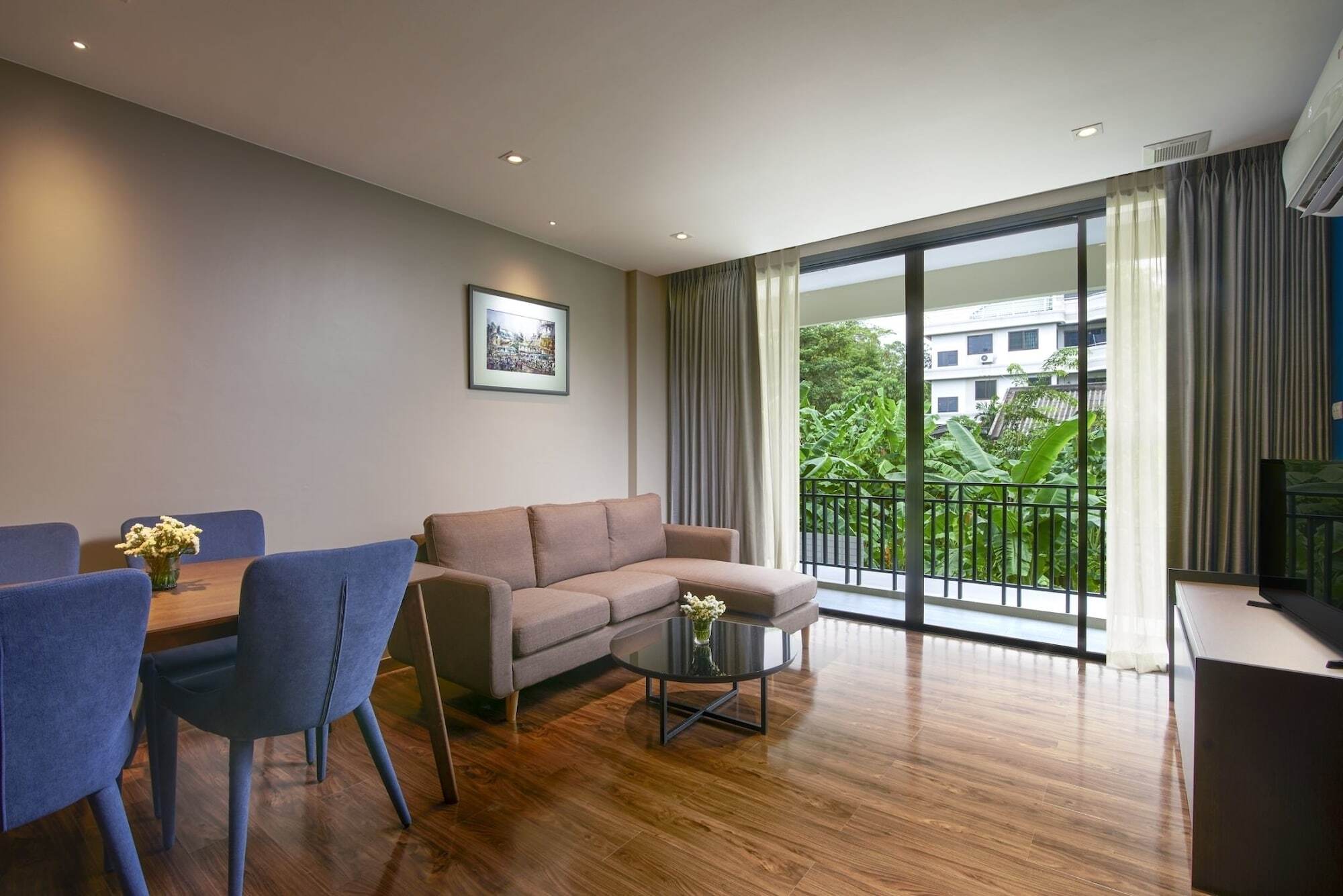 Hotel Amp Am House