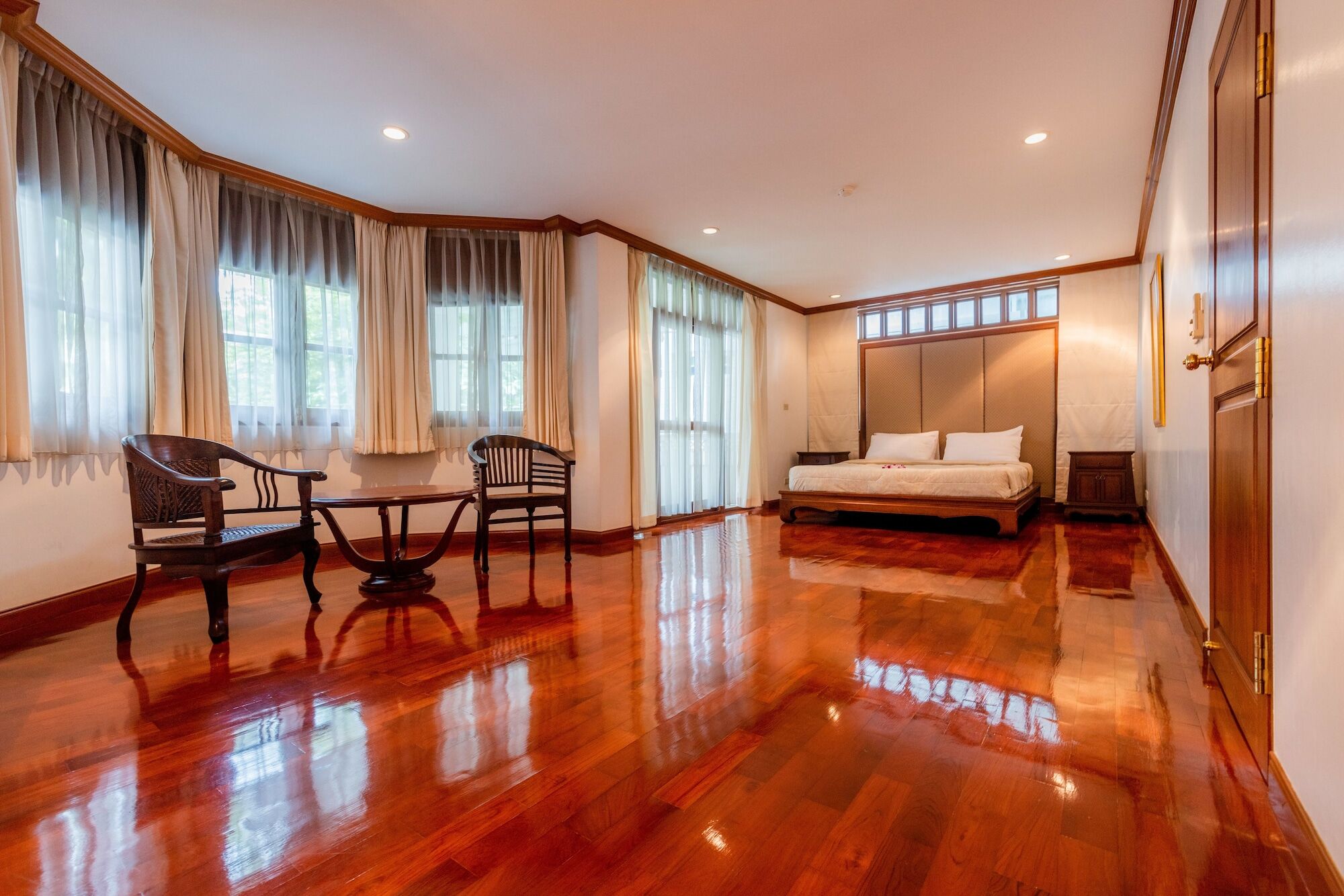 Royal River Park 4* Bangkok