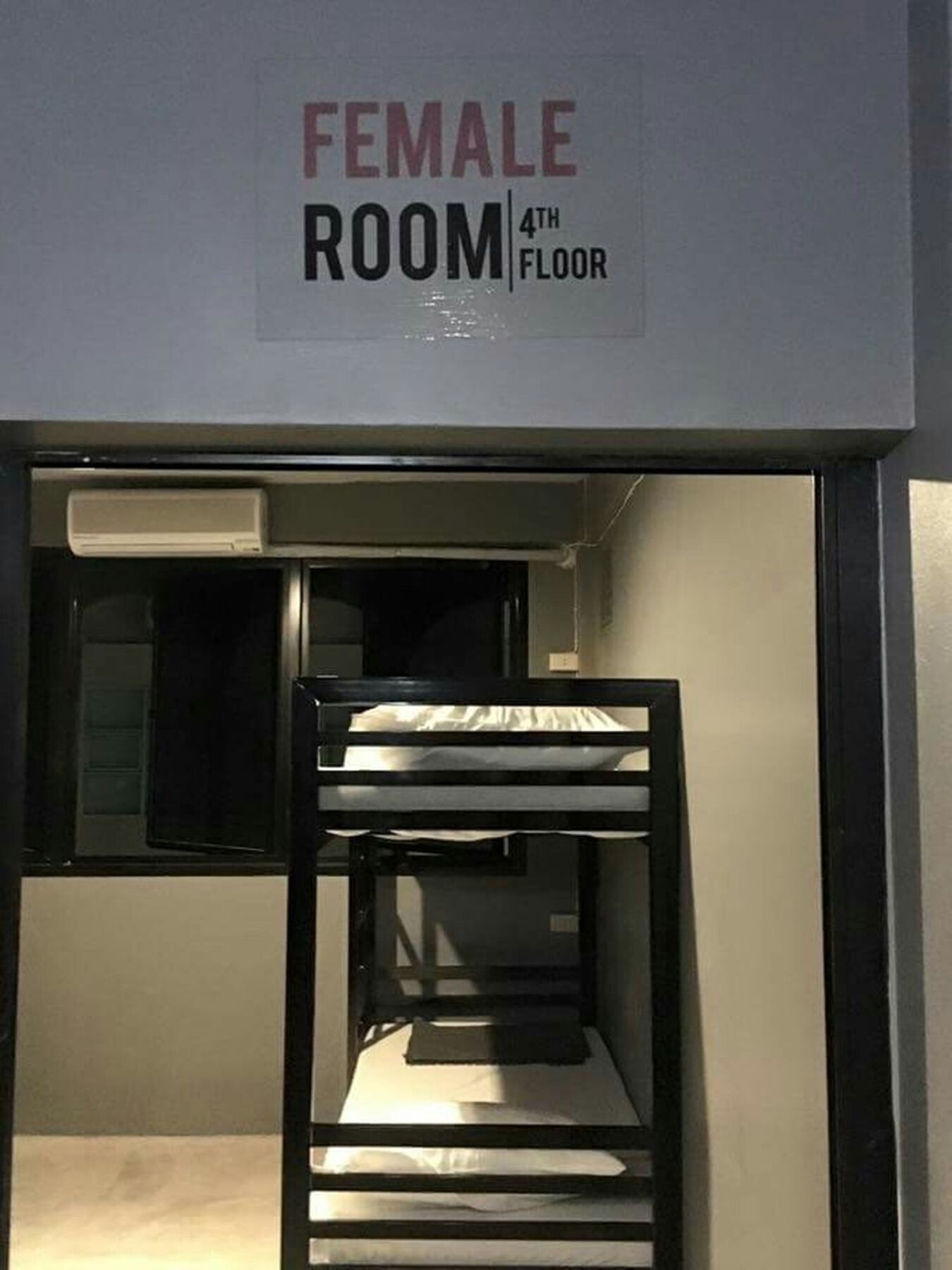Hotel Din Space Bangkok
