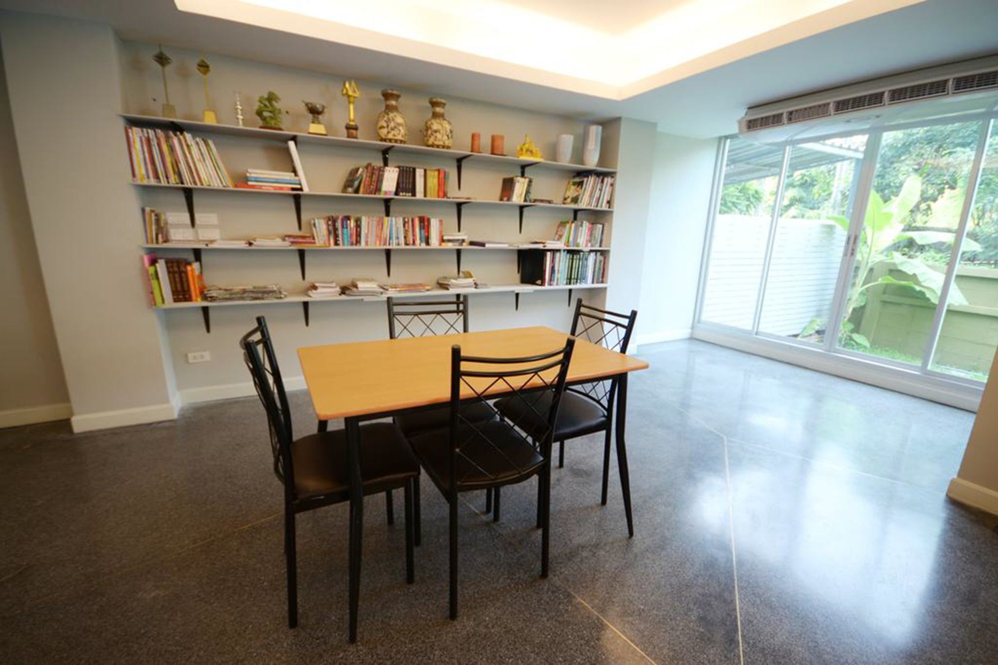 Resortel Lat Phrao 91 Aparthotel Bangkok