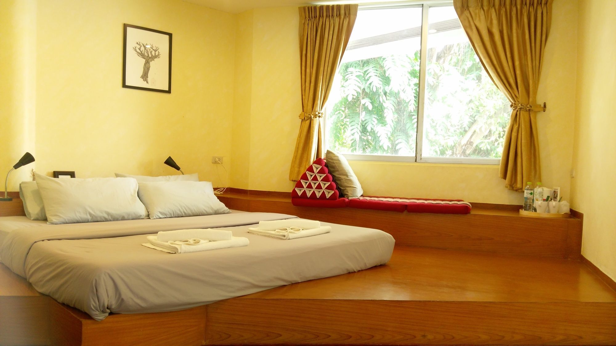 Hotel The 16