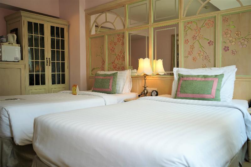 Hotel La Petite Salil Sukhumvit 11 4*