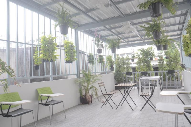 Oyo 421 Guyasuka & Cafe